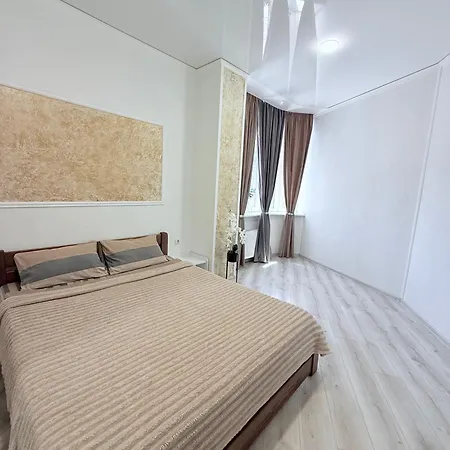 71и3 Apartment Odesa